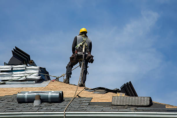 Professional Roofing technician working in Ariel, WA